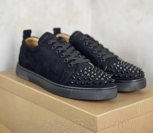 SHOE 3